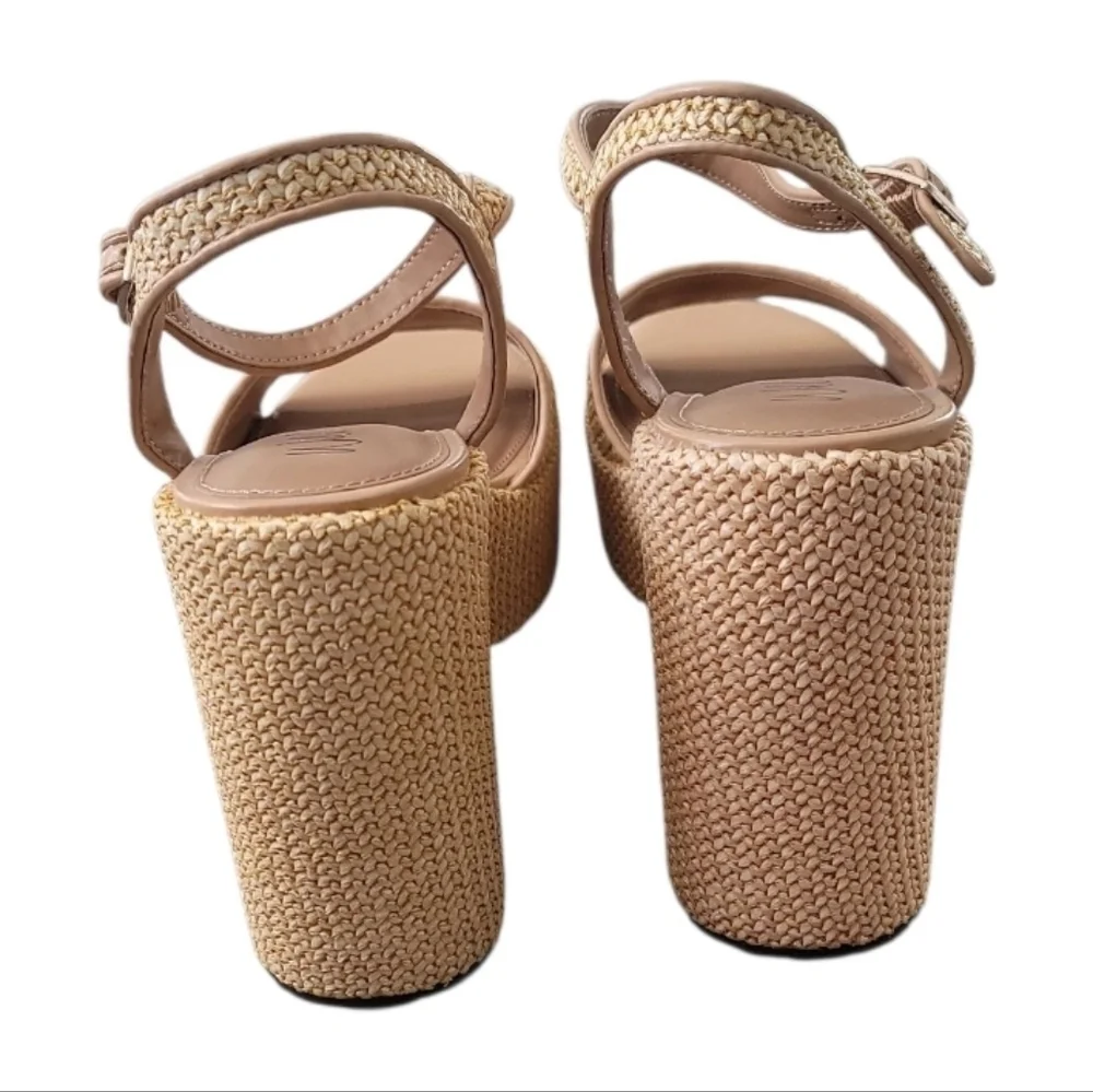 Wild Pair Beige Ankle Strap Platform Sandals Size 11 NWOT
